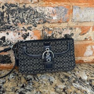 Coach Black Grey Signature Jacquard Buckle Flap Wristlet Clutch Leather Trim